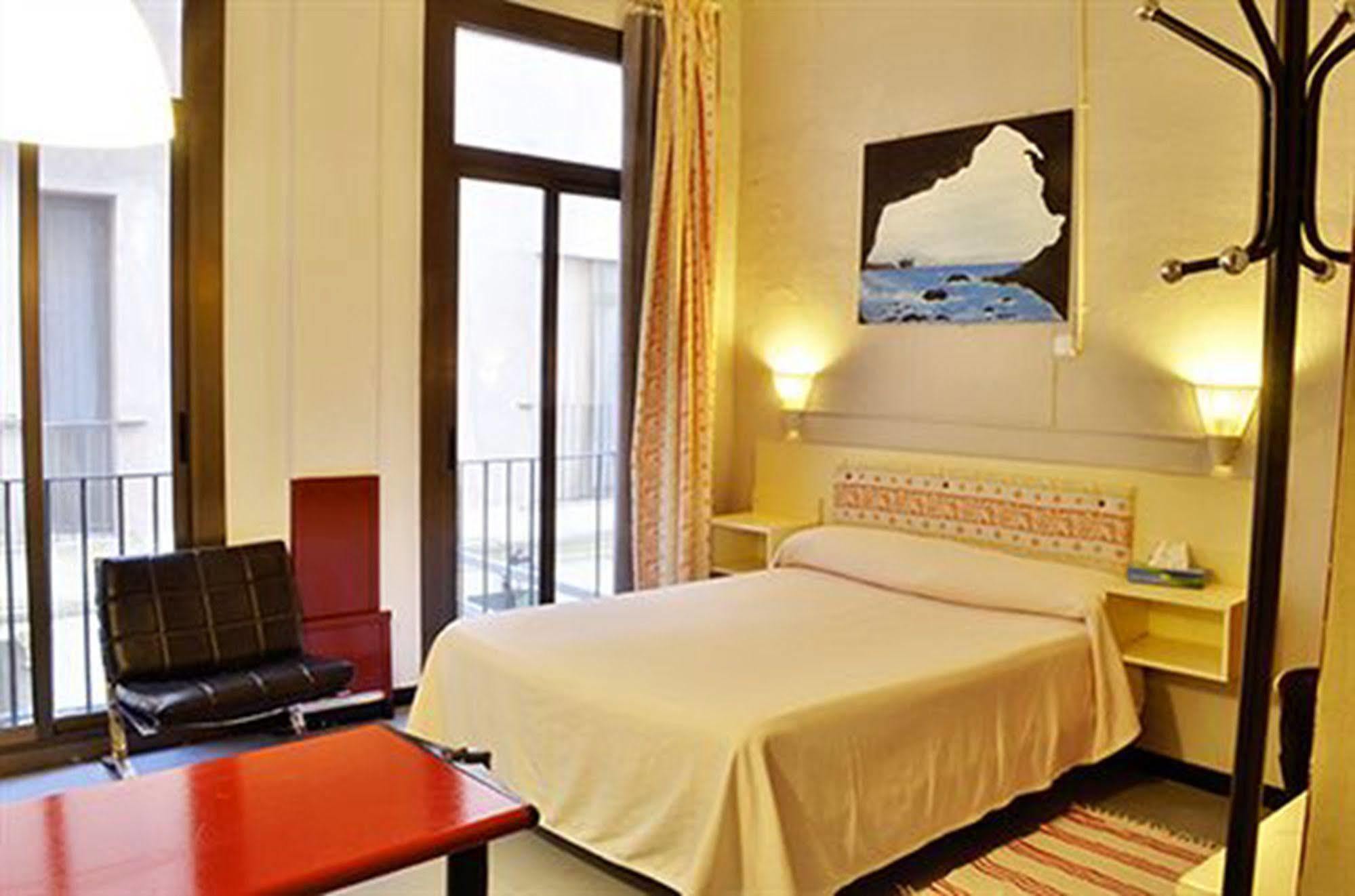Hotel Palermo Барселона Екстериор снимка