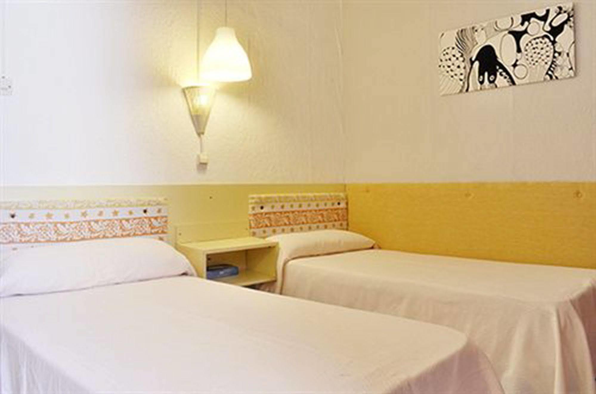 Hotel Palermo Барселона Екстериор снимка