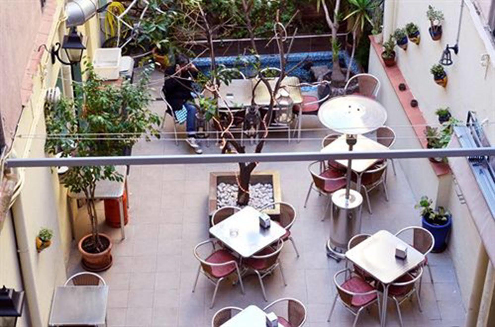 Hotel Palermo Барселона Екстериор снимка