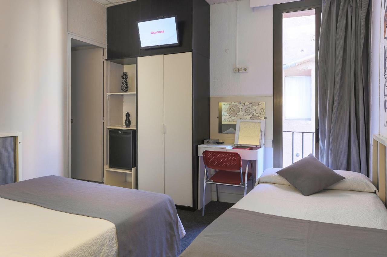 Hotel Palermo Барселона Екстериор снимка